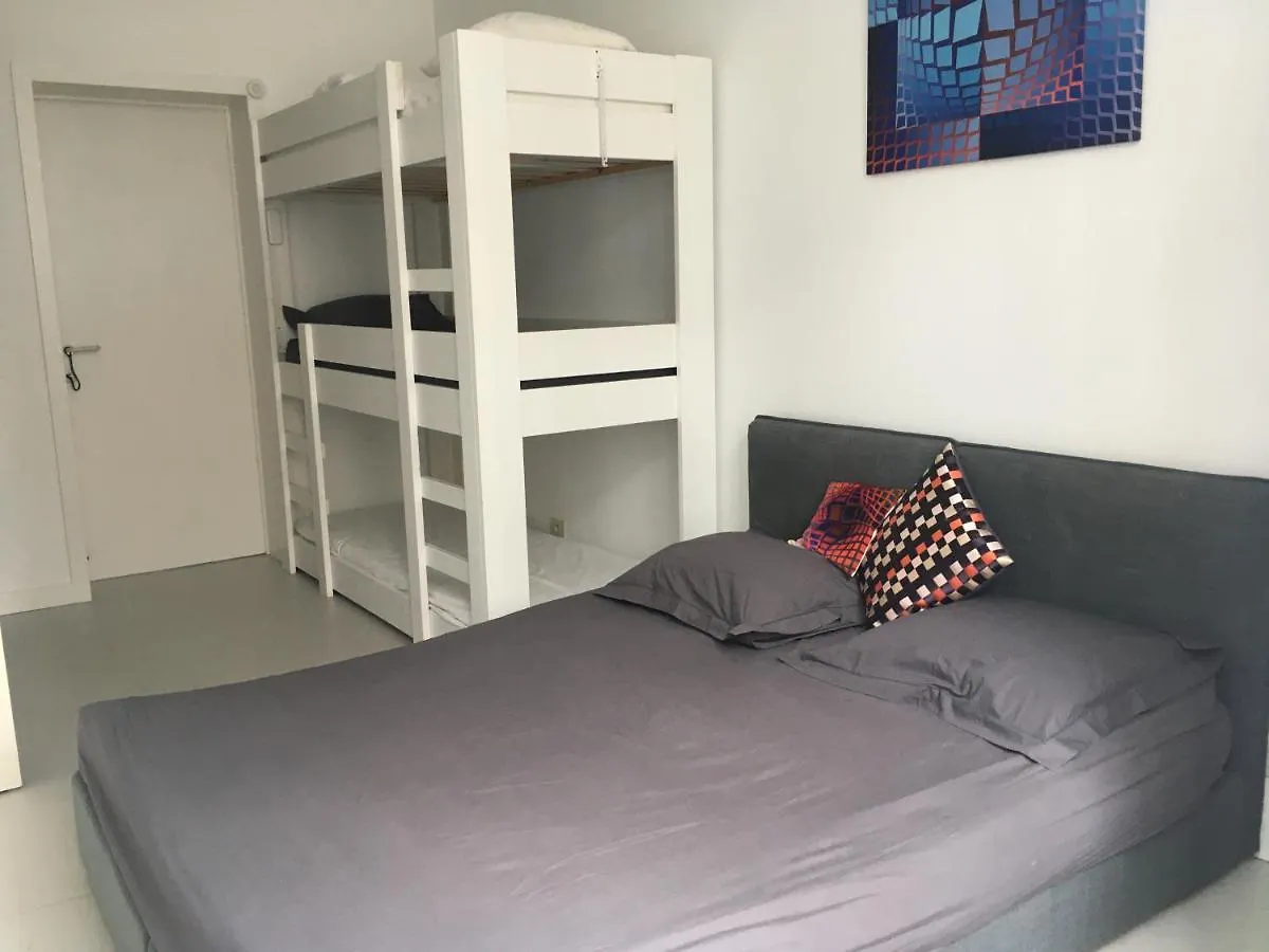 Apartmán Chic & Cosy In Villa 300M From Beach Free P In Street Ostende