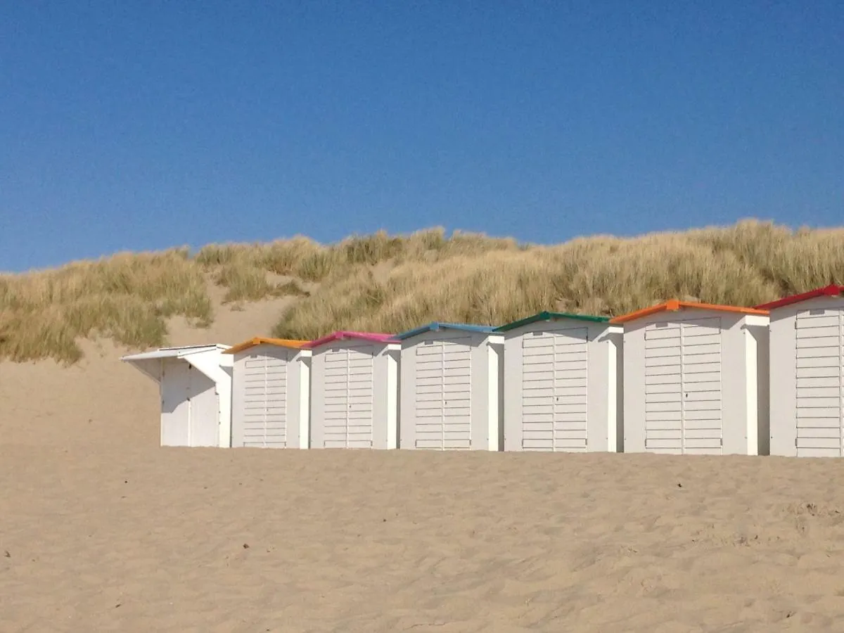 Chic & Cosy In Villa 300M From Beach Free P In Street Ostende Apartmán