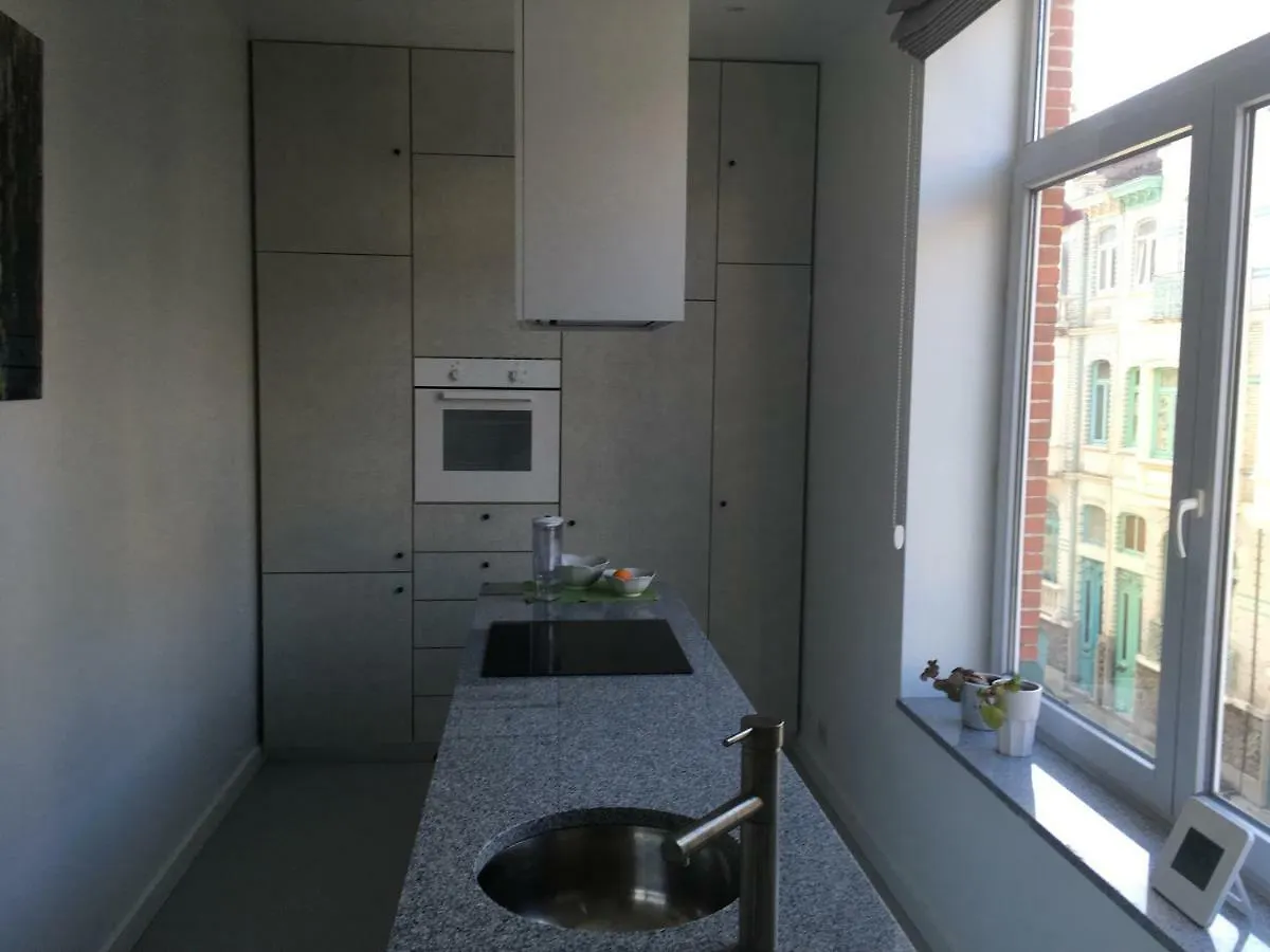 Apartmán Chic & Cosy In Villa 300M From Beach Free P In Street Ostende